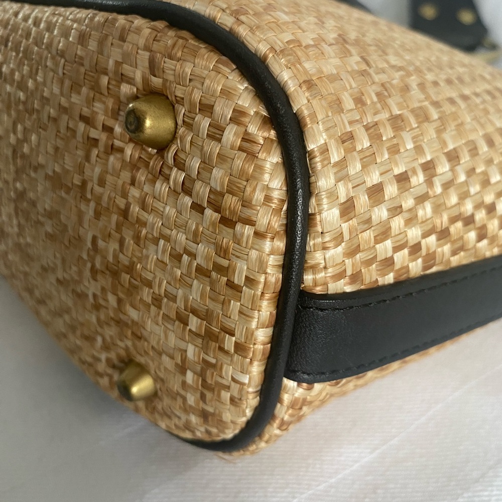 CHLOE Woven Handbag - Picture 9 of 16